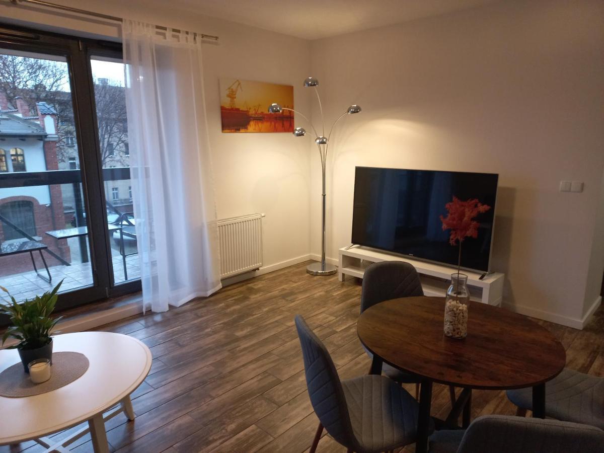 Апартаменты Elegancki Apartament Gdansk Wrzeszcz Экстерьер фото